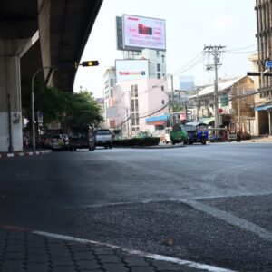 ป้ายโฆษณา LED กรุงเทพฯ ทางด่วนพระราม 4 ถนนจารุจิตร มุ่งหน้าดาวคะนอง จอใหญ่